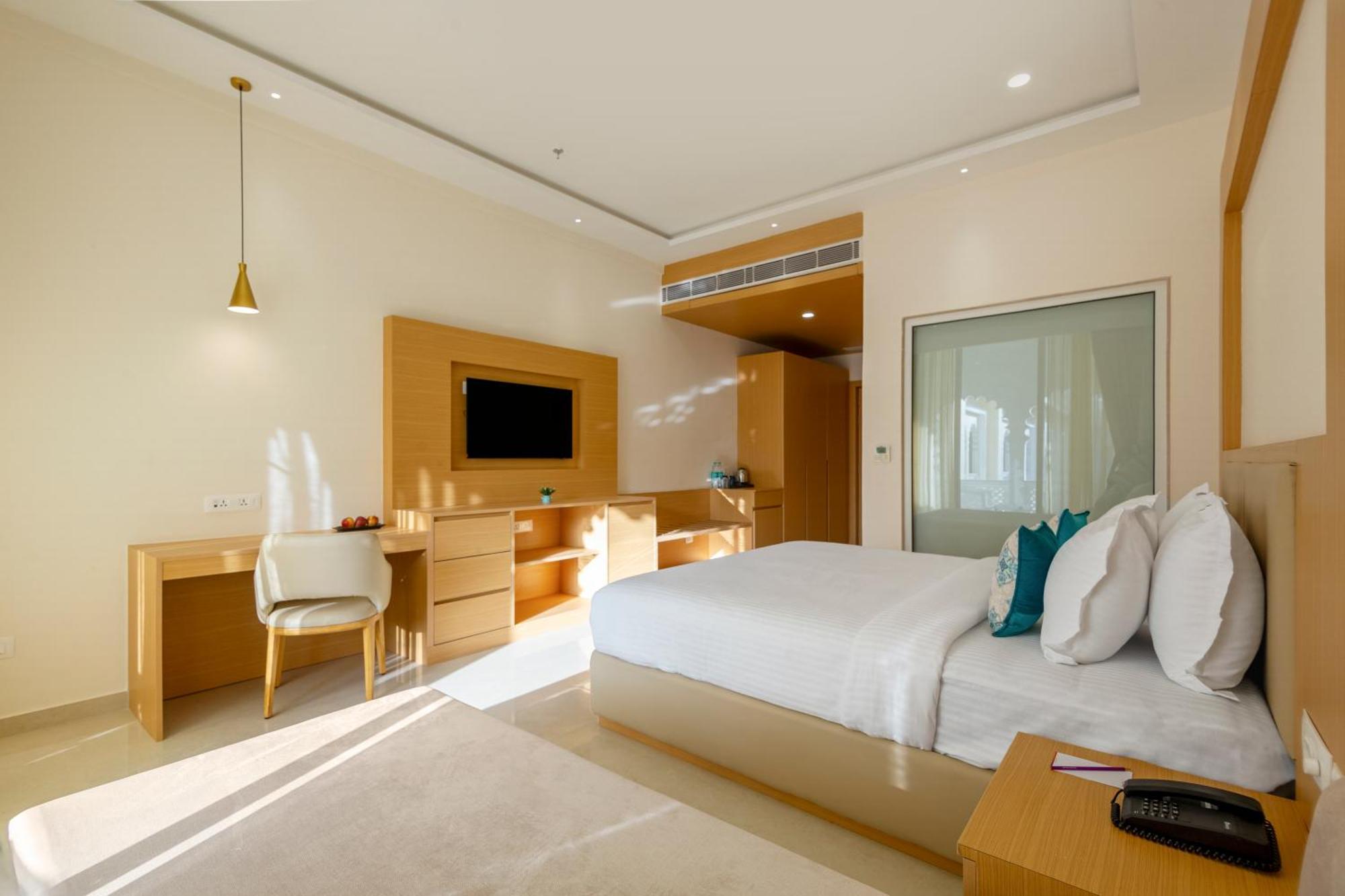 Sterling Aravalli Udaipur Exterior photo